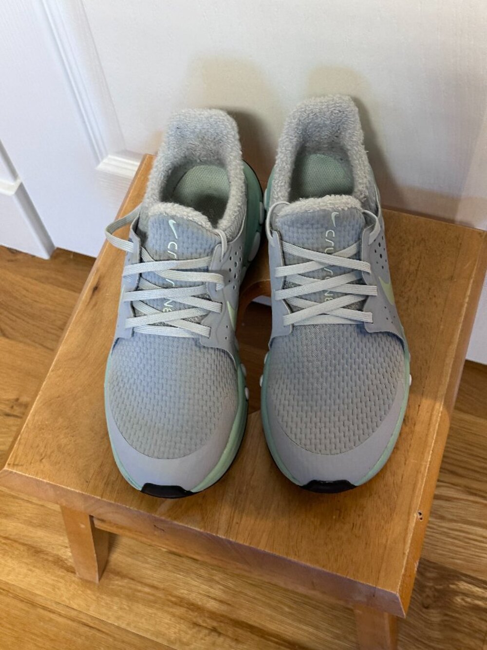 Nike Discontinued CruzrOne Wolf Grey Pistachio Frost Sherpa Fleece Sneaker 7.5